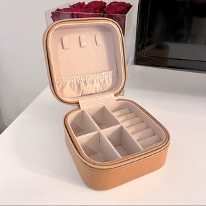 Samara Travel Jewelry Box